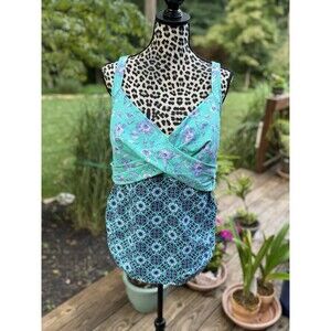 Lands' End Swim Top Tank Underwire Bra Women's Size 22W Tankini Beach Vacation
